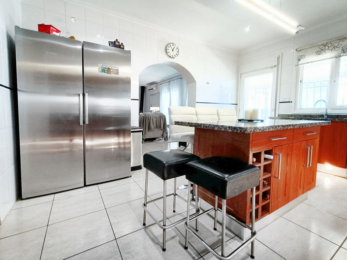 Image No.8-6 Bed Villa for sale