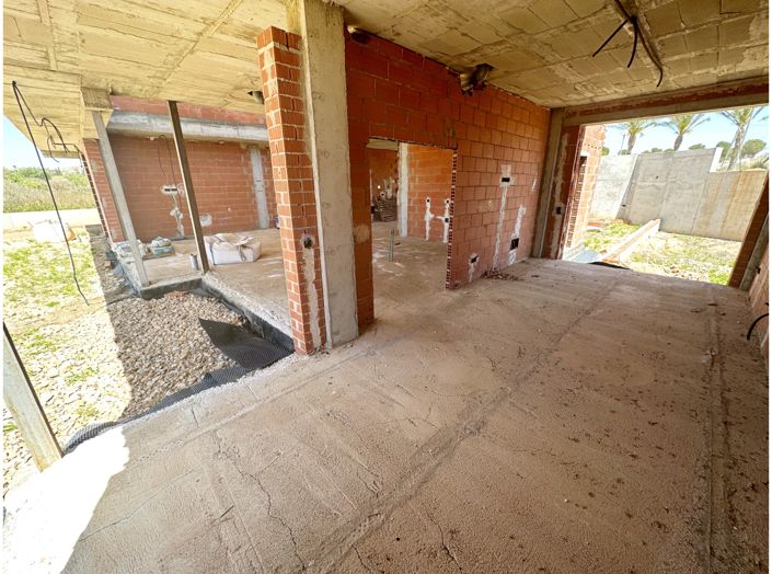 Image No.17-4 Bed Villa for sale