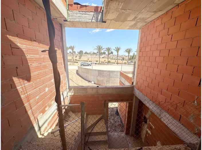 Image No.25-4 Bed Villa for sale