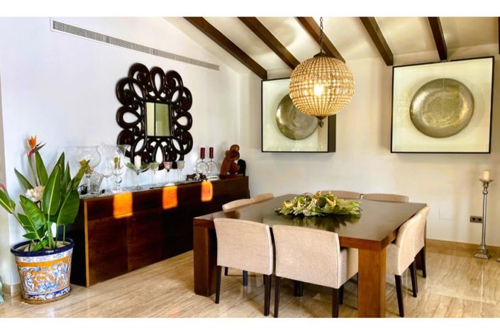 Image No.15-5 Bed Villa for sale