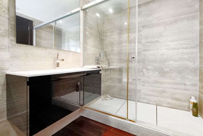 Image No.18-5 Bed Villa for sale