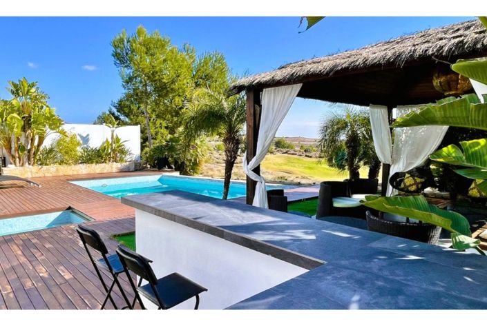 Image No.20-5 Bed Villa for sale