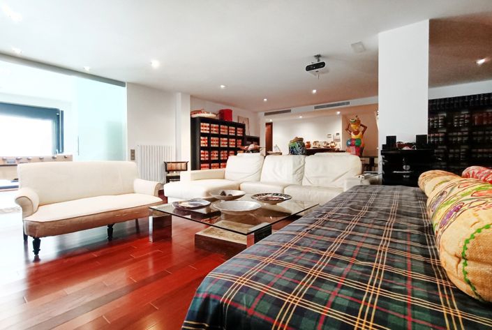 Image No.21-5 Bed Villa for sale