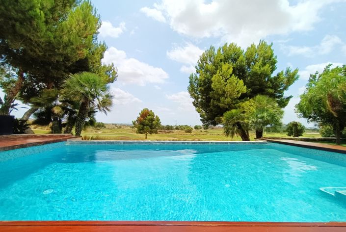 Image No.37-5 Bed Villa for sale