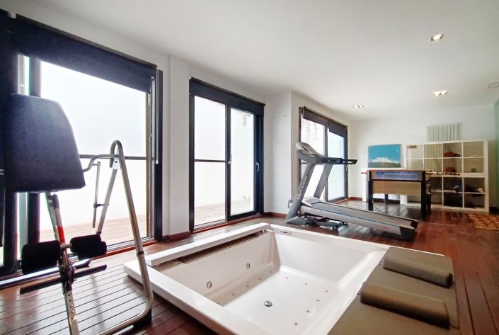 Image No.41-5 Bed Villa for sale