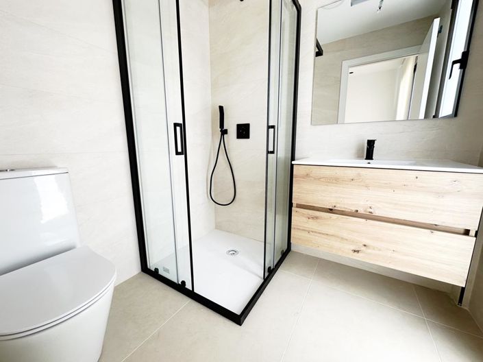 Image No.15-4 Bed Villa for sale