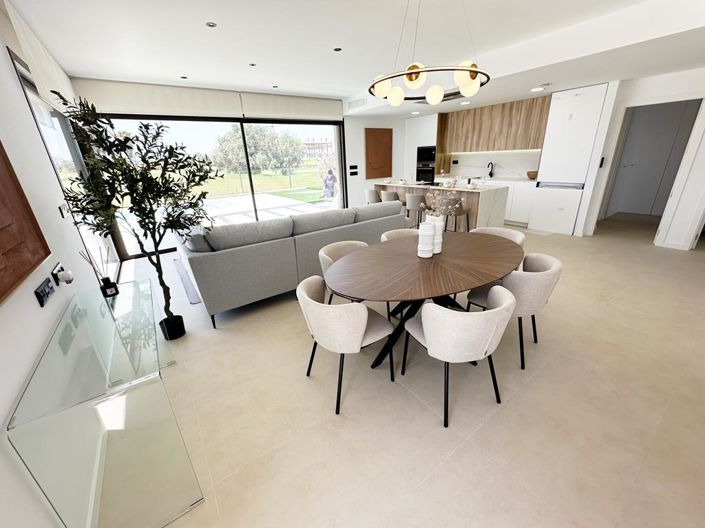 Image No.22-4 Bed Villa for sale