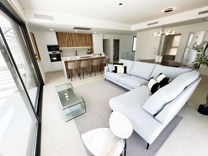 Image No.24-4 Bed Villa for sale