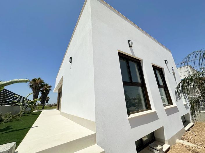 Image No.36-4 Bed Villa for sale