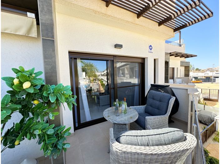 Image No.10-2 Bed Apartment for sale