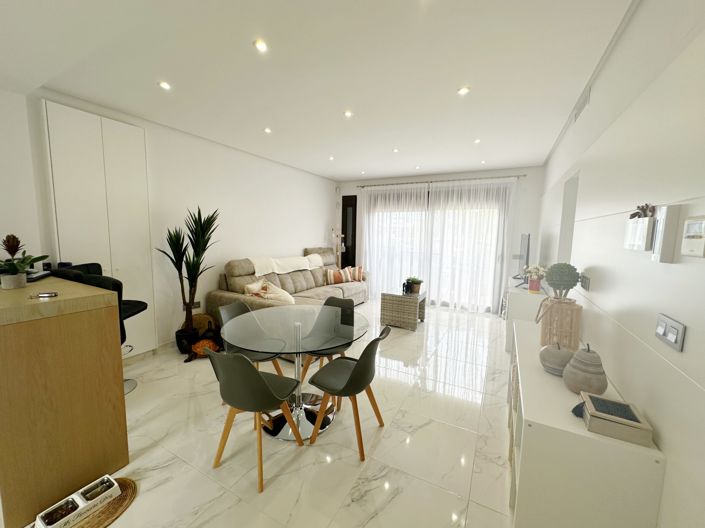 Image No.13-2 Bed Apartment for sale