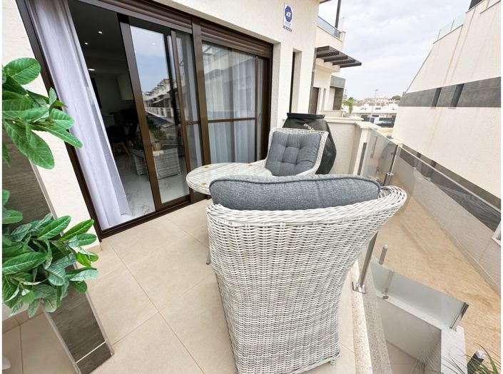 Image No.17-2 Bed Apartment for sale