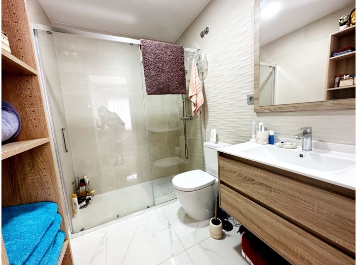 Image No.22-2 Bed Apartment for sale