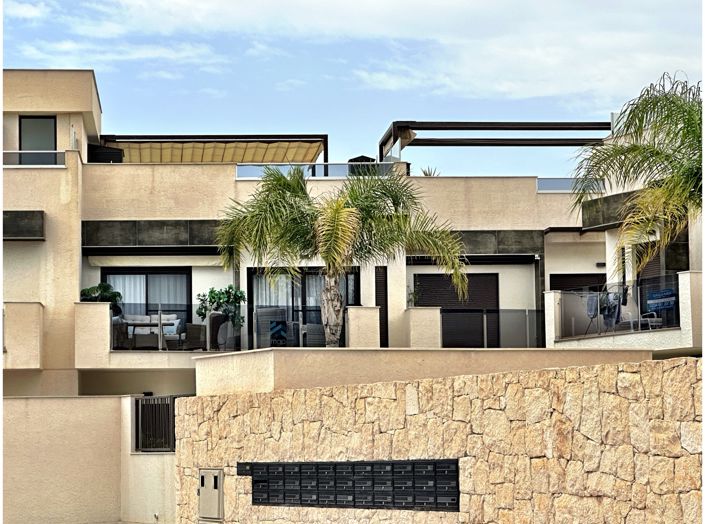 Image No.37-2 Bed Apartment for sale