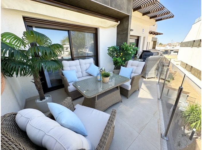 Image No.4-2 Bed Apartment for sale