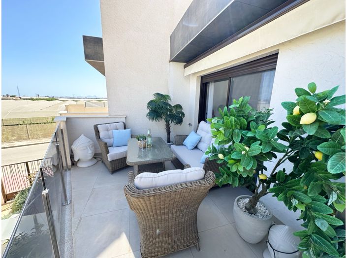 Image No.48-2 Bed Apartment for sale