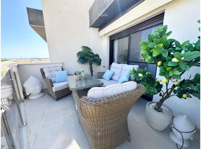 Image No.8-2 Bed Apartment for sale