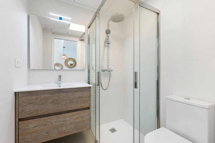 Image No.12-2 Bed Apartment for sale