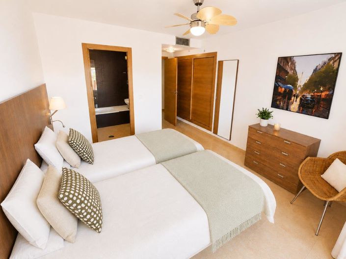 Image No.12-2 Bed Apartment for sale