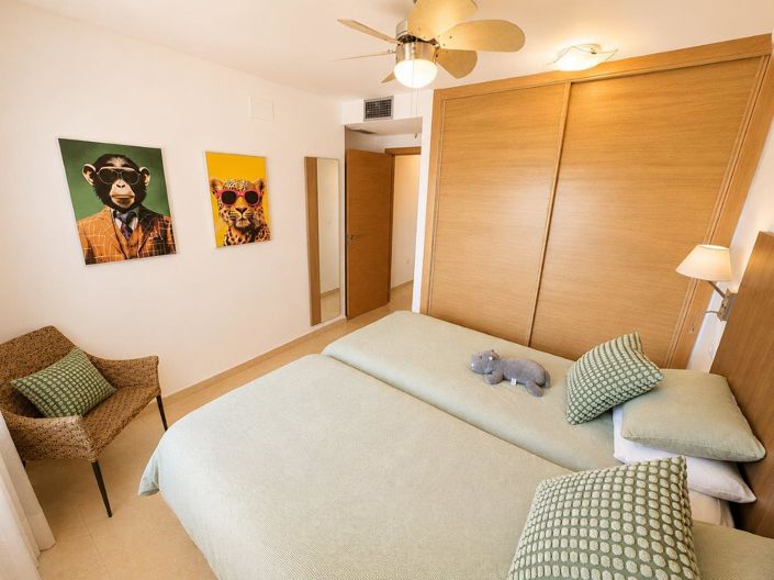 Image No.18-2 Bed Apartment for sale