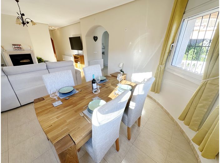 Image No.15-3 Bed Villa for sale