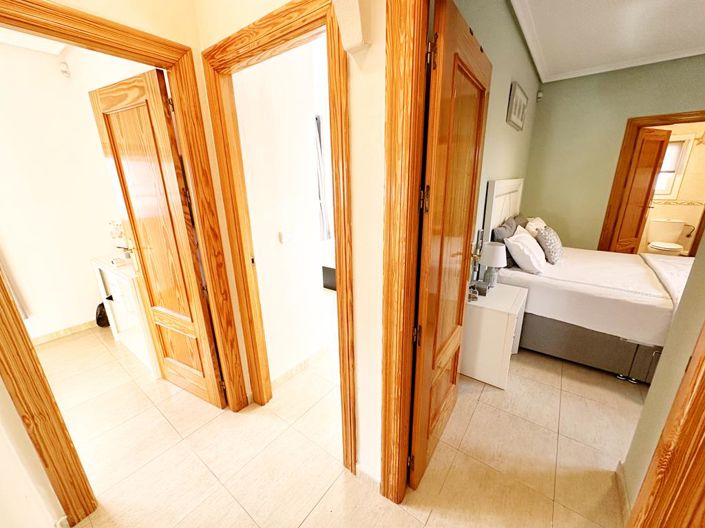 Image No.16-3 Bed Villa for sale