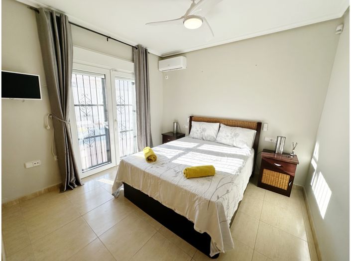 Image No.26-3 Bed Villa for sale