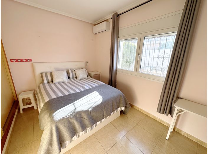 Image No.29-3 Bed Villa for sale