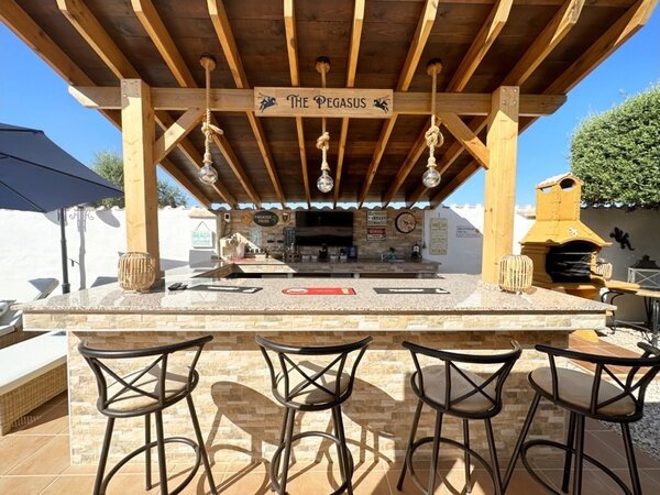 Image No.3-3 Bed Villa for sale