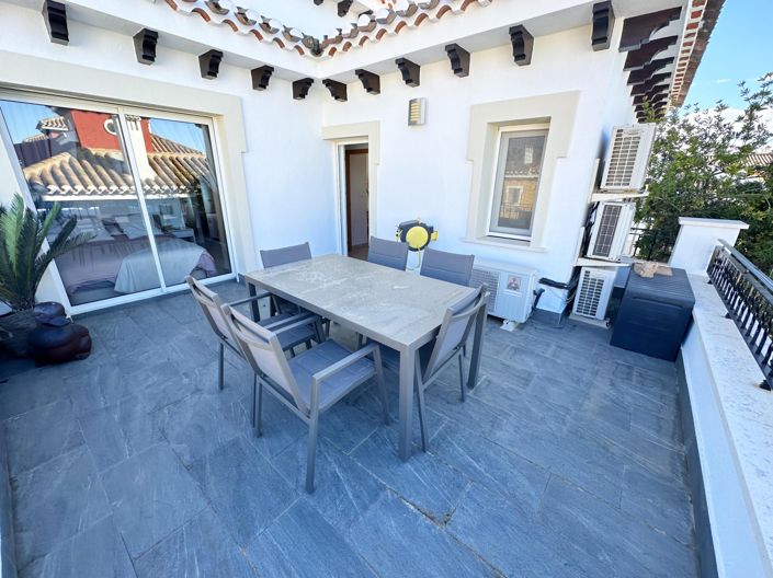 Image No.15-3 Bed Villa for sale