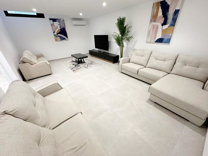 Image No.24-4 Bed Villa for sale