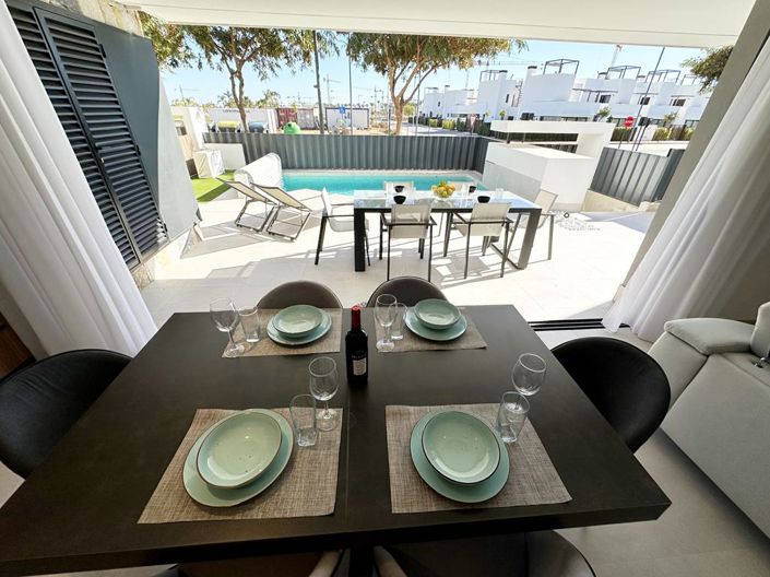 Image No.33-4 Bed Villa for sale