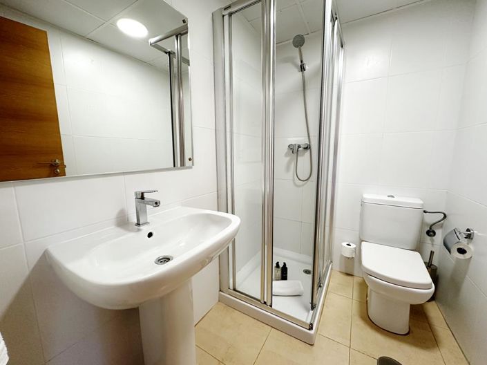 Image No.12-2 Bed Apartment for sale