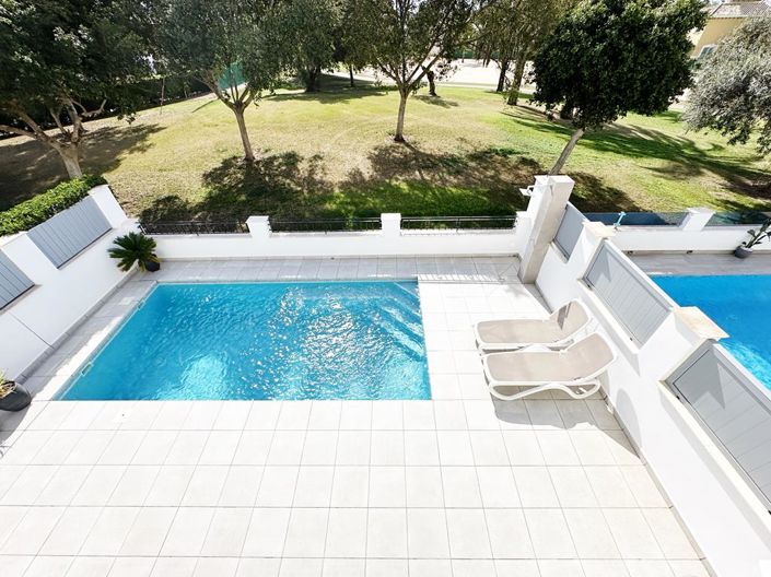 Image No.26-3 Bed Villa for sale