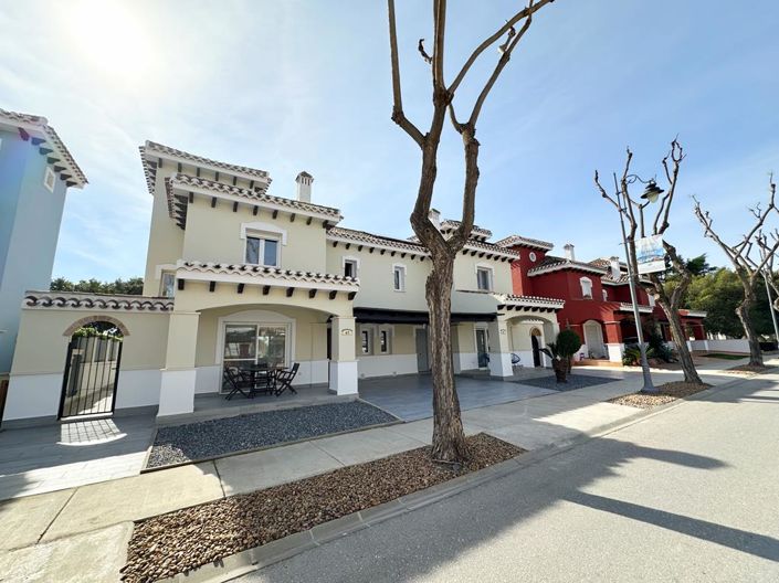 Image No.30-3 Bed Villa for sale