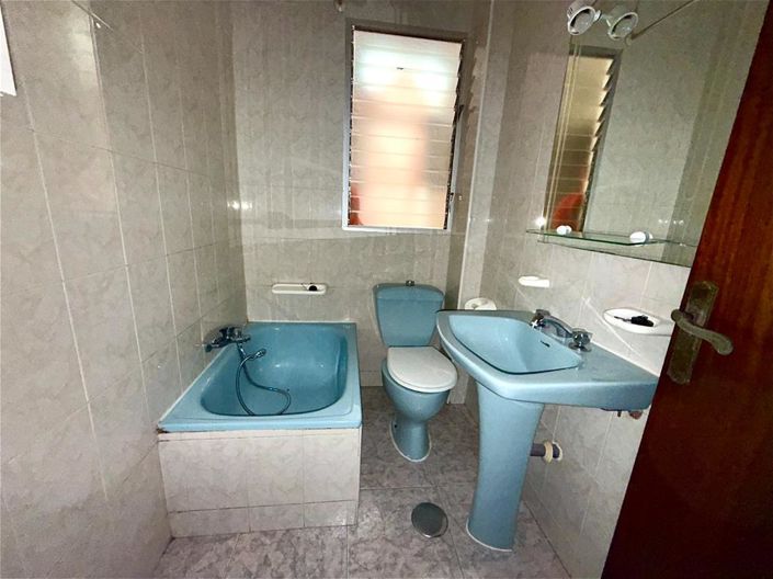 Image No.21-3 Bed Apartment for sale