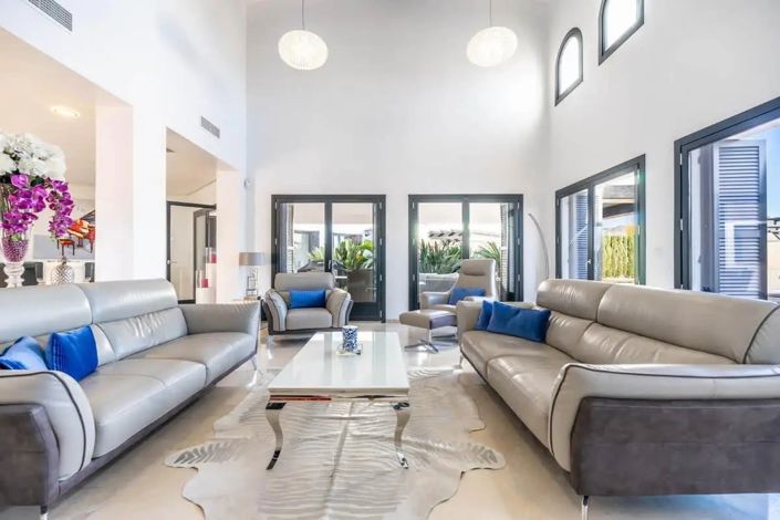 Image No.4-5 Bed Villa for sale