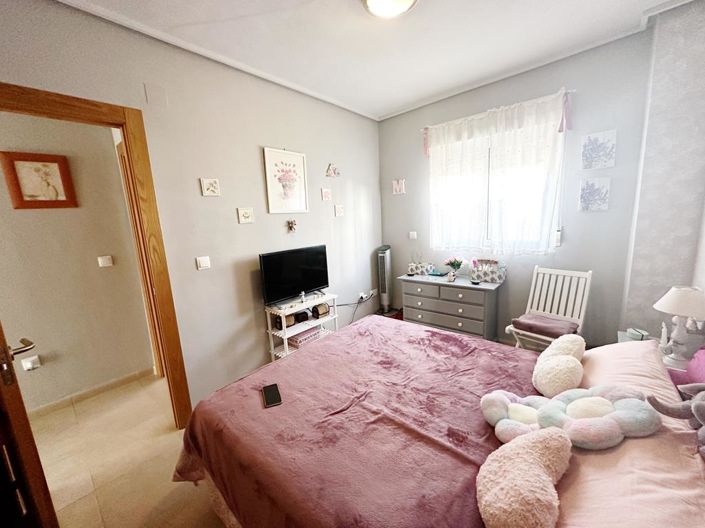 Image No.12-2 Bed Apartment for sale