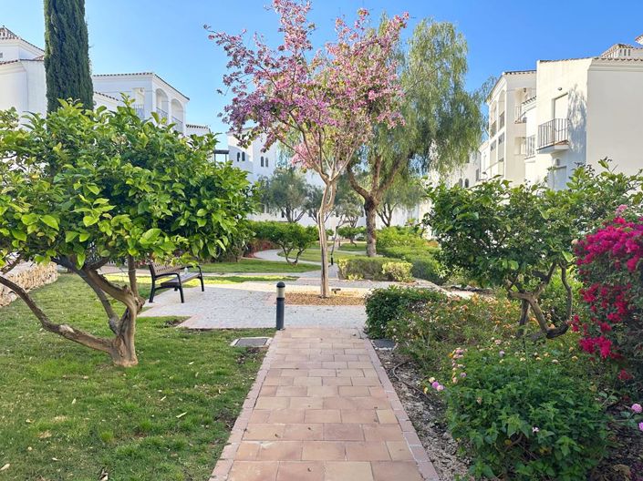 Image No.16-2 Bed Apartment for sale