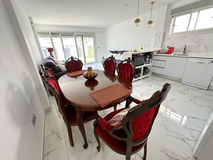 Image No.31-4 Bed Villa for sale