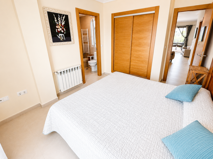 Image No.15-2 Bed Apartment for sale