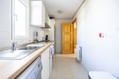 86cyy0psgk-jdcf0ww1bkw