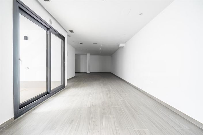 Image No.17-3 Bed Villa for sale