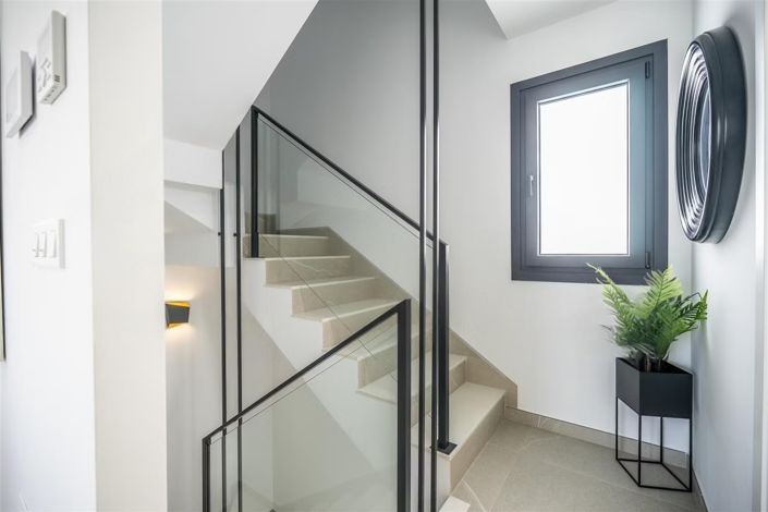 Image No.12-4 Bed Villa for sale