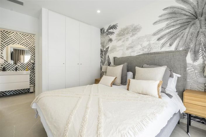 Image No.14-4 Bed Villa for sale