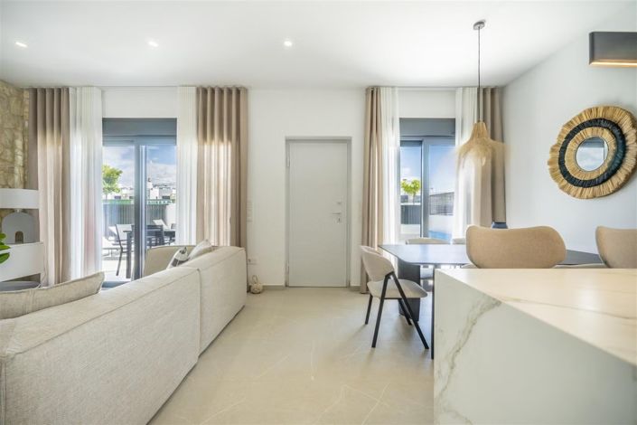 Image No.6-4 Bed Villa for sale