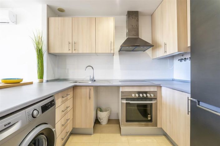 Image No.8-2 Bed Apartment for sale