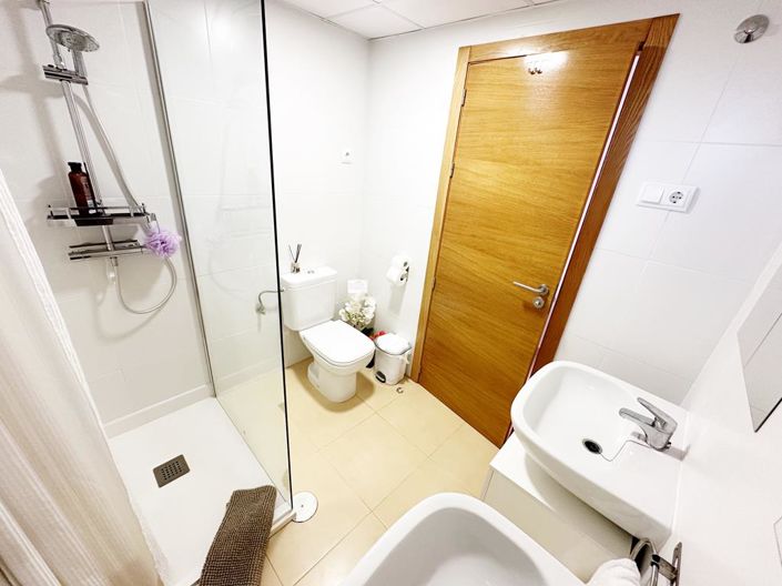 Image No.30-3 Bed Apartment for sale