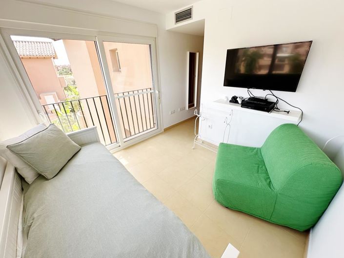 Image No.34-3 Bed Apartment for sale