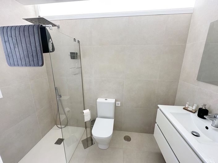 Image No.21-3 Bed Villa for sale